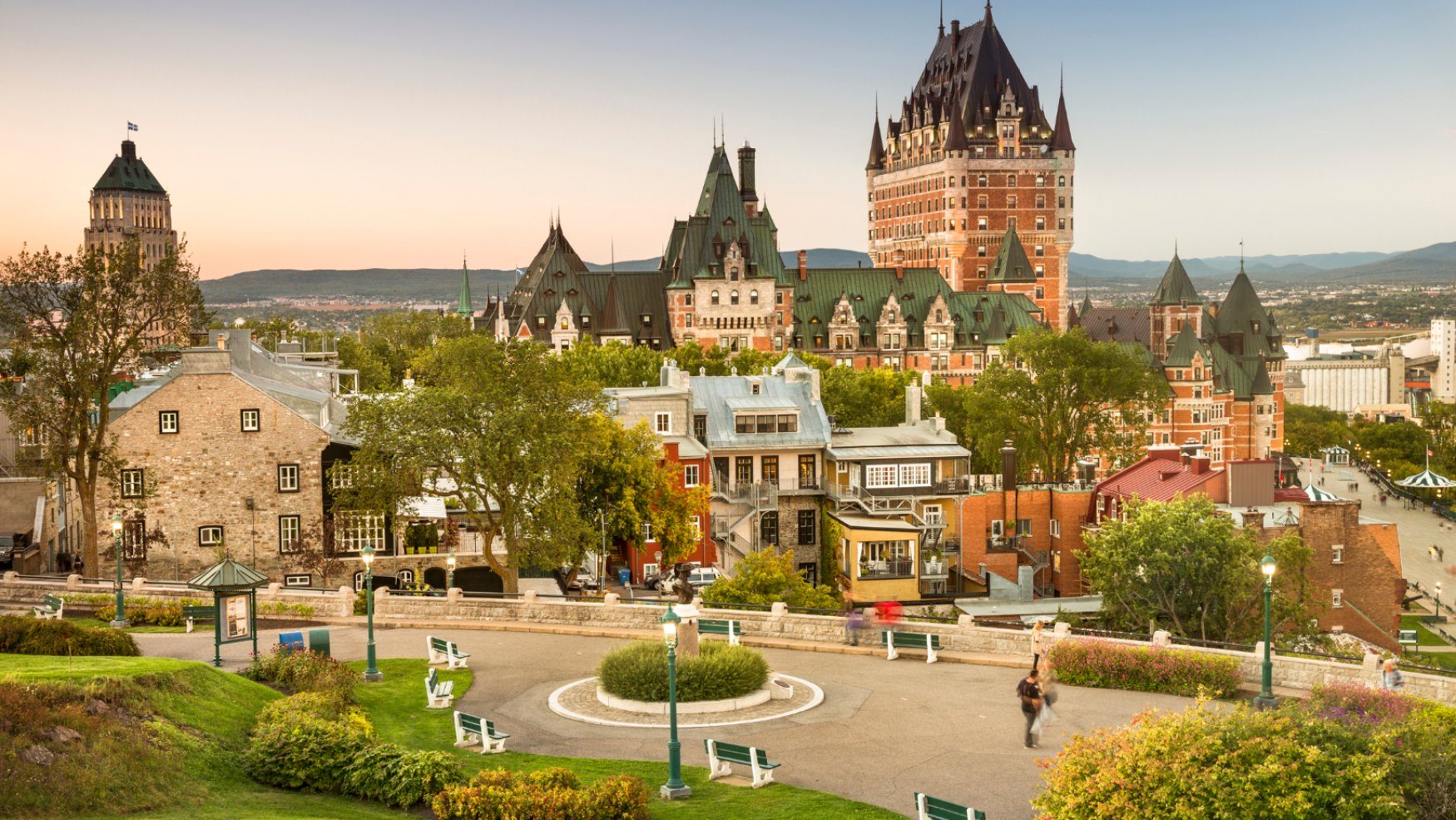 Quebecs Great Classics: Discover Timeless Institutions